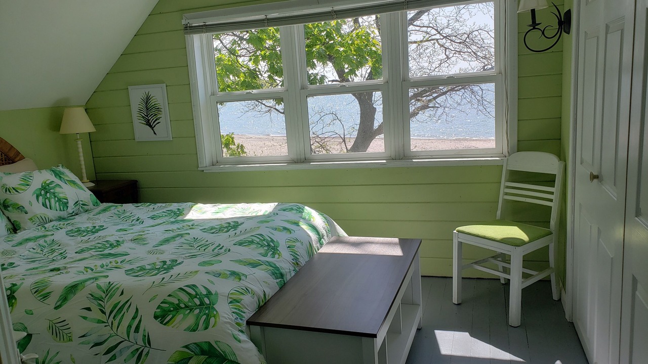 Photo of Bedroom in Angola on the Lake