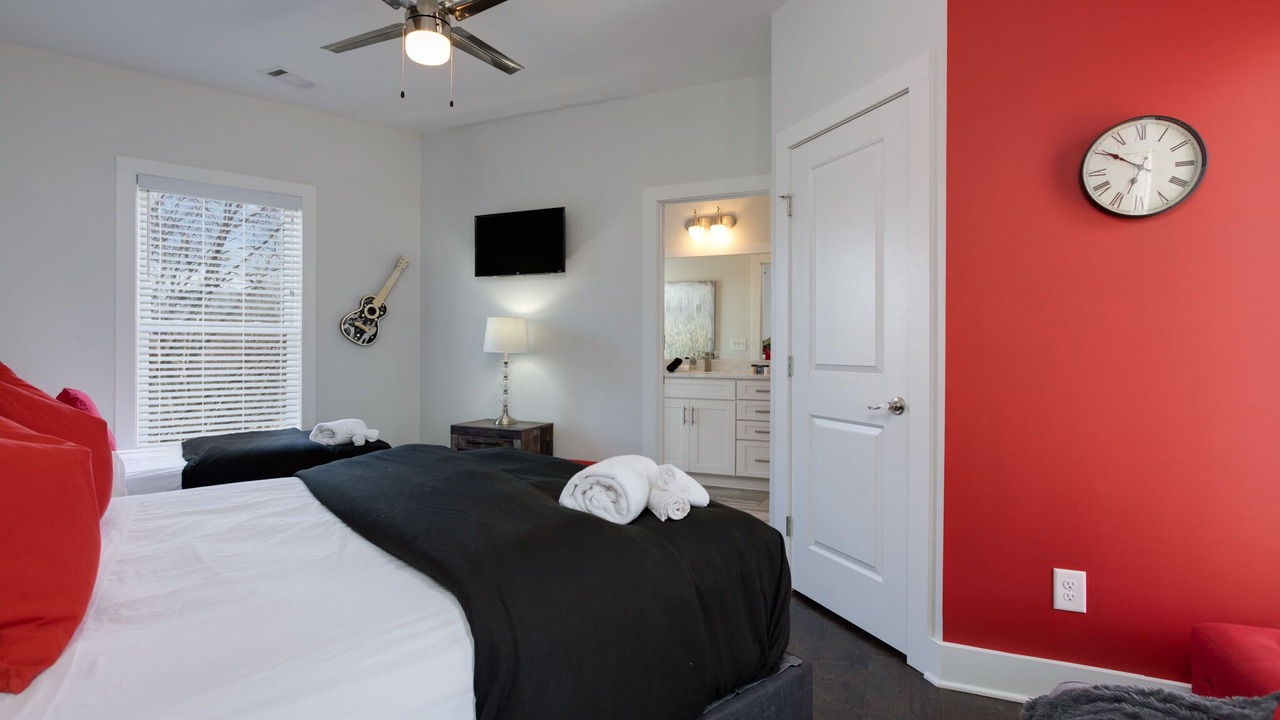 Photo of Bedroom in Shelby Hills
