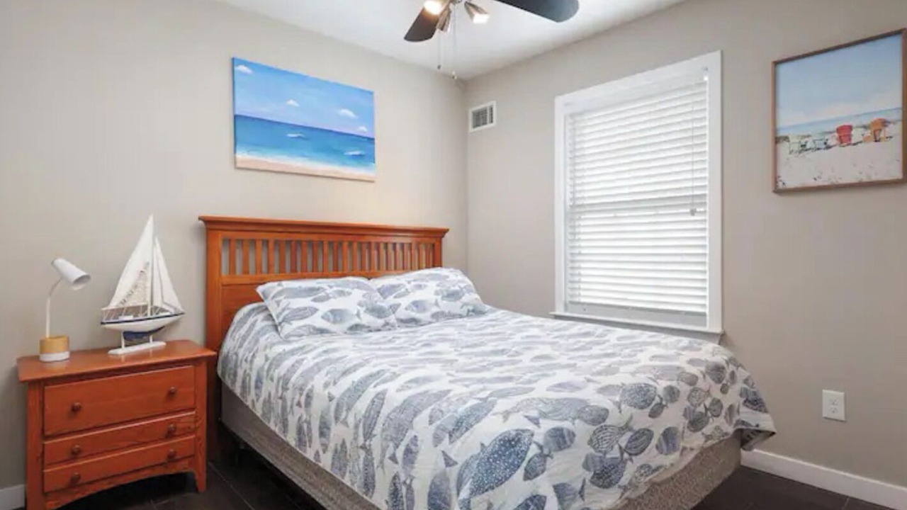 Photo of Bedroom in Seaside Heights