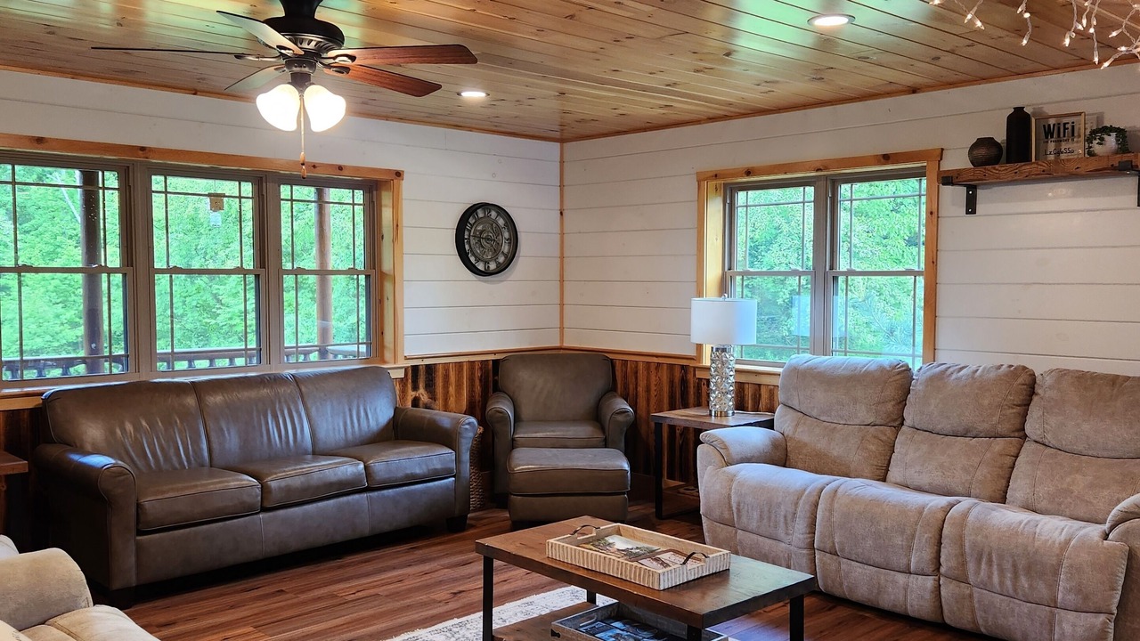 Photo of Livingroom in Manns Choice