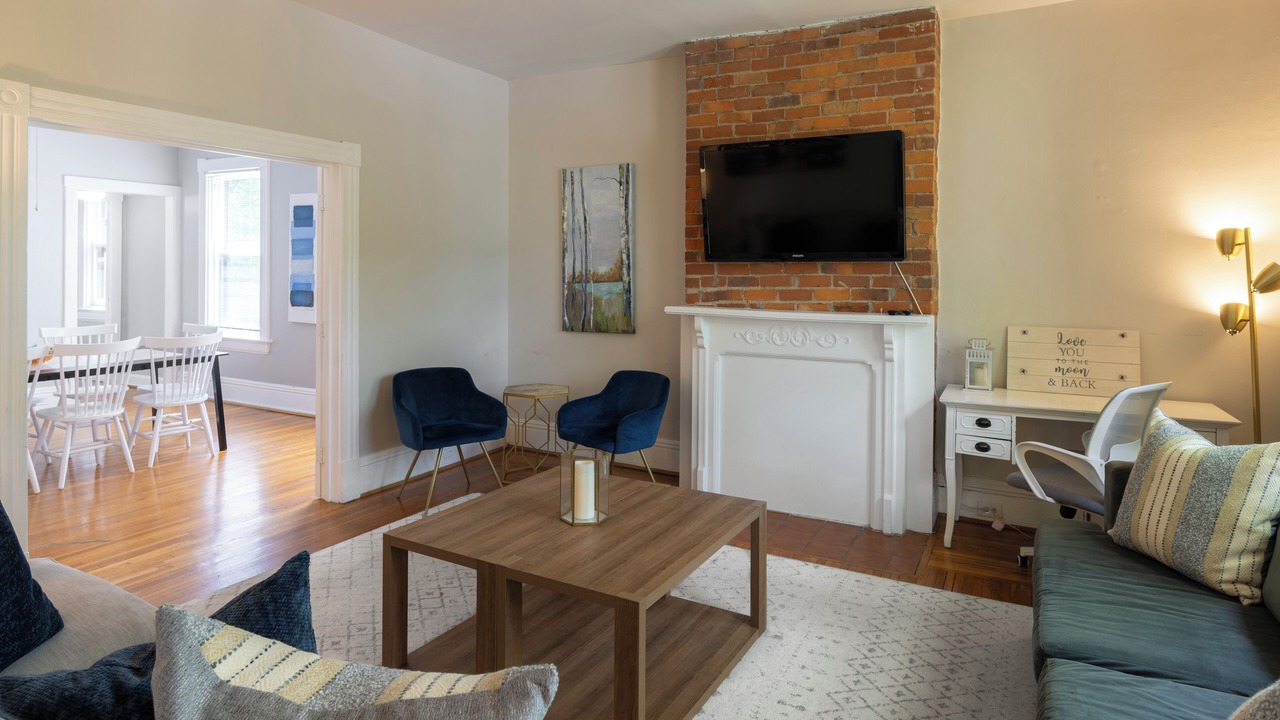 Photo of Livingroom in Walnut Hills