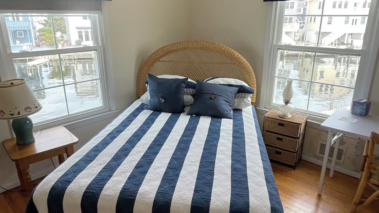 Photo of Bedroom in Normandy Beach