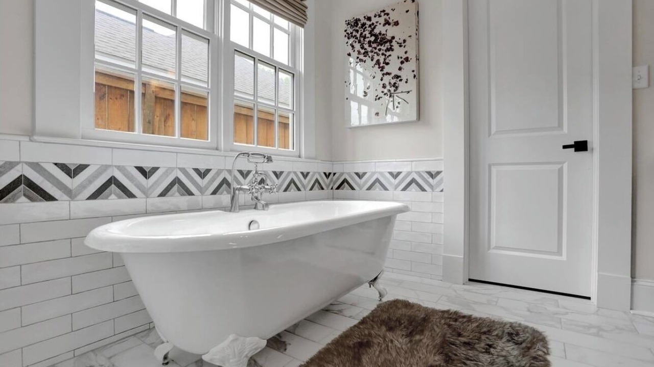 Photo of Bathroom in University District