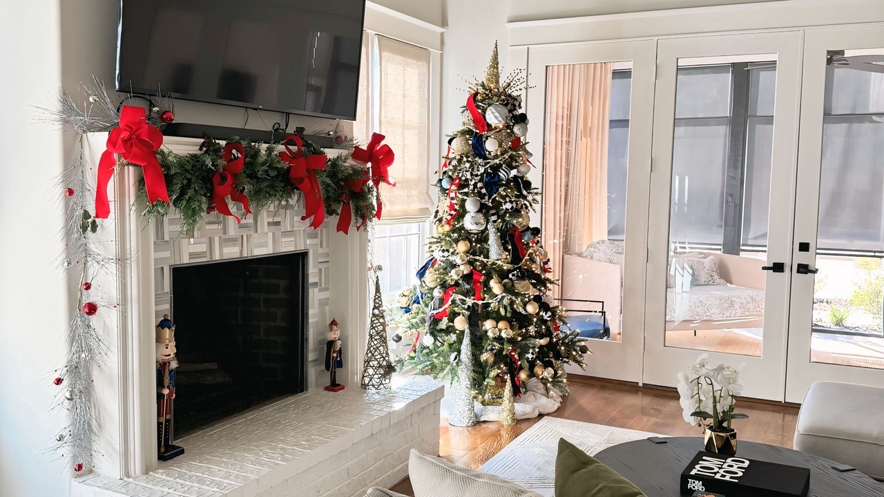Photo of Livingroom in University District