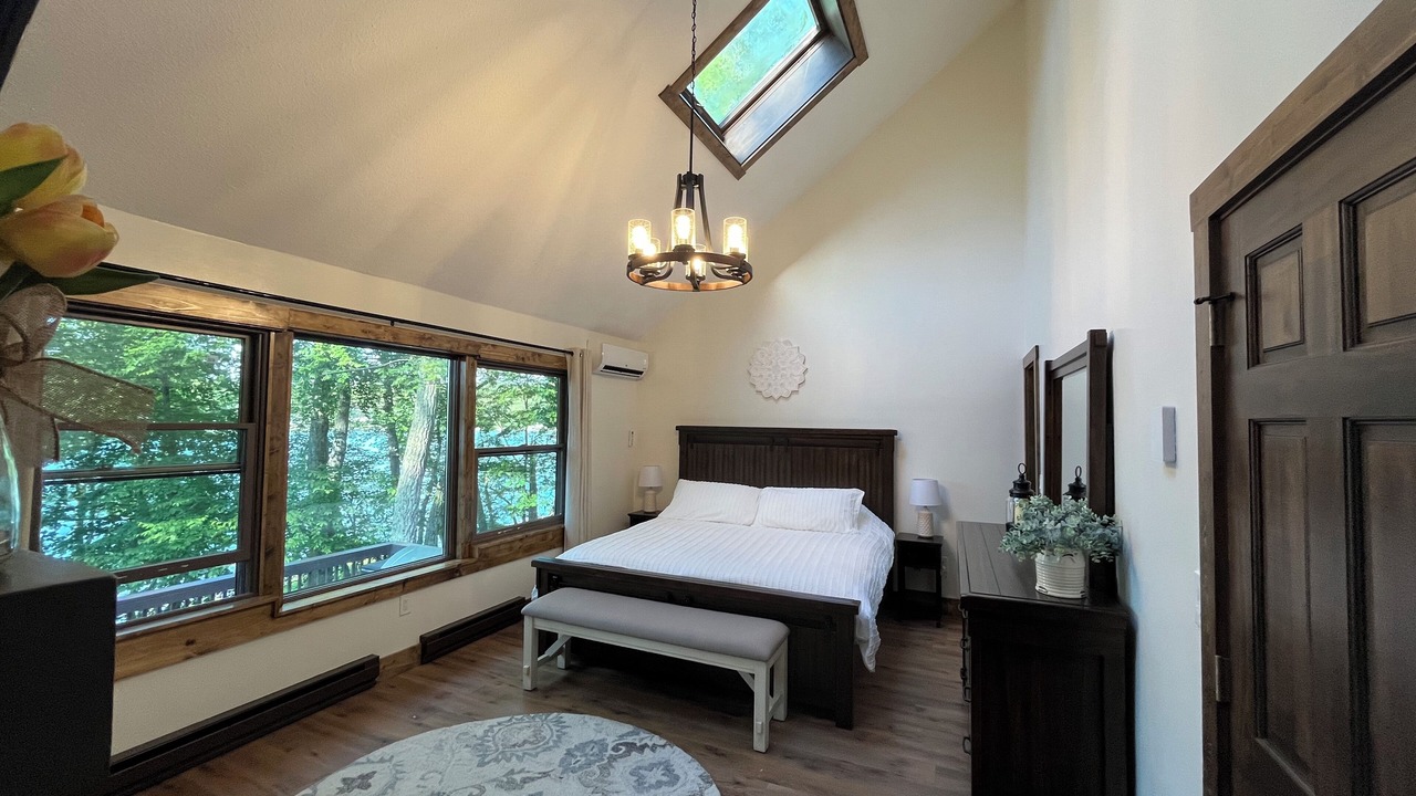 Photo of Bedroom in Rowland