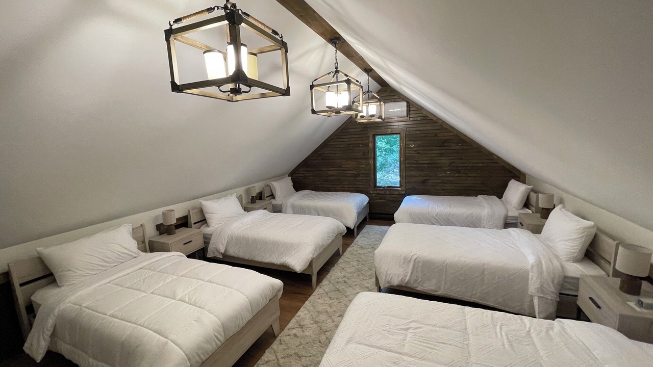 Photo of Bedroom in Rowland