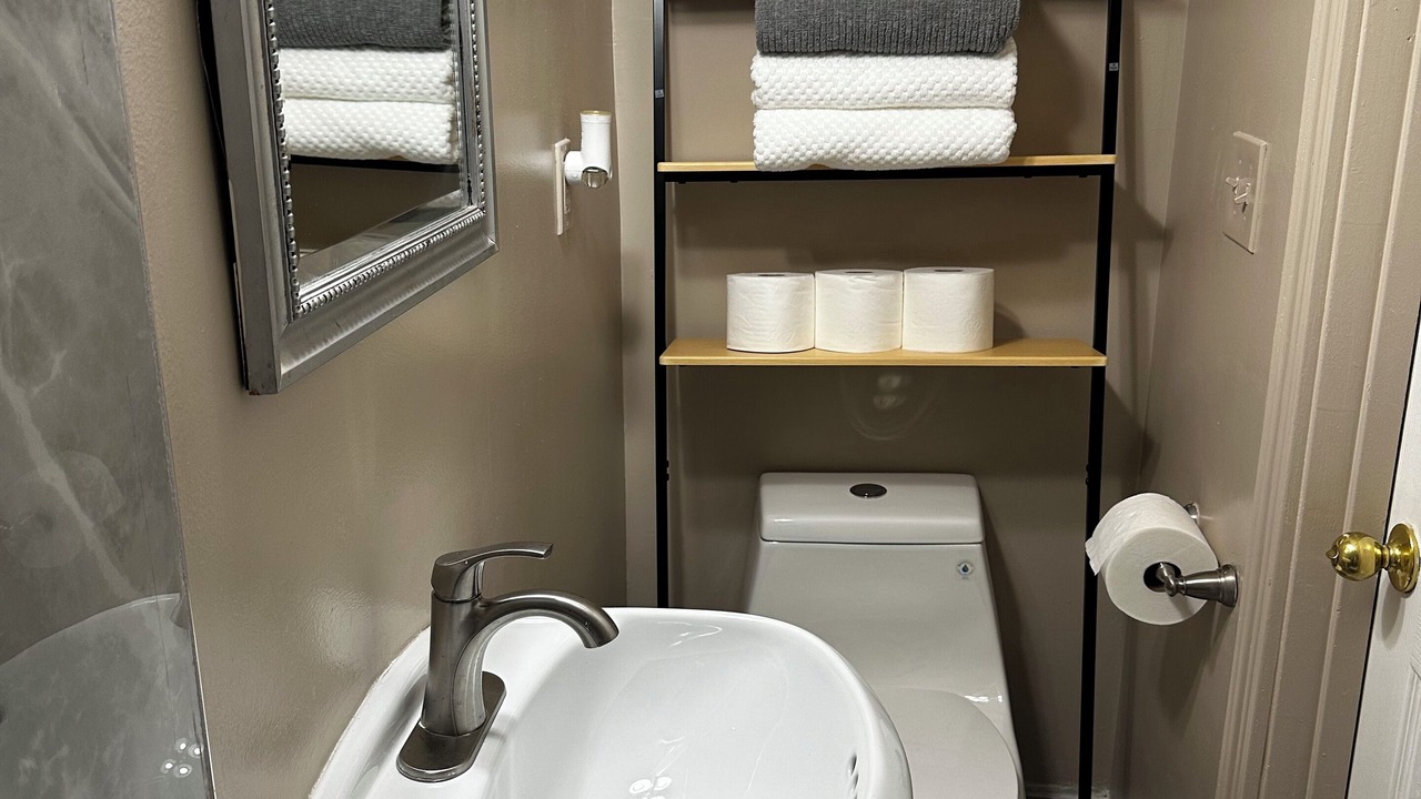 Photo of Bathroom in Downtown Baltimore