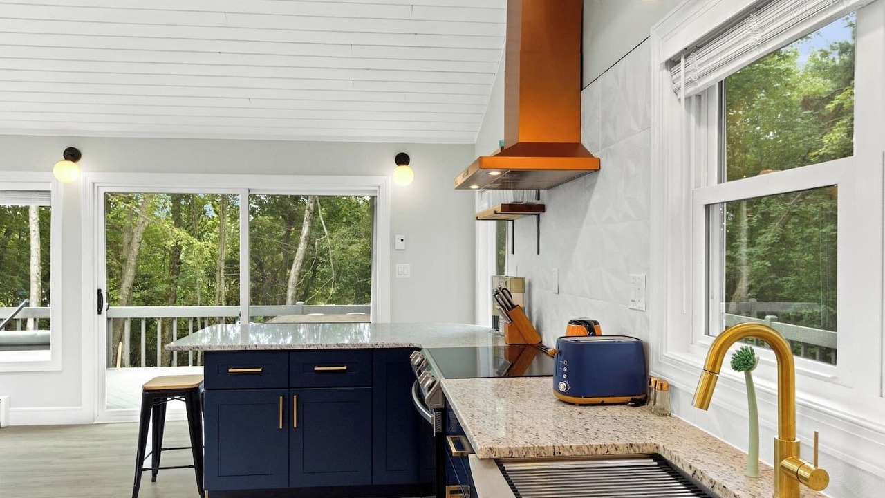 Photo of Kitchen in Long Pond