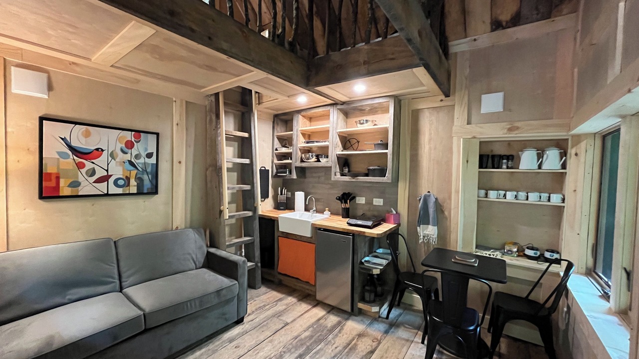 Photo of Livingroom in Sparrow Bush