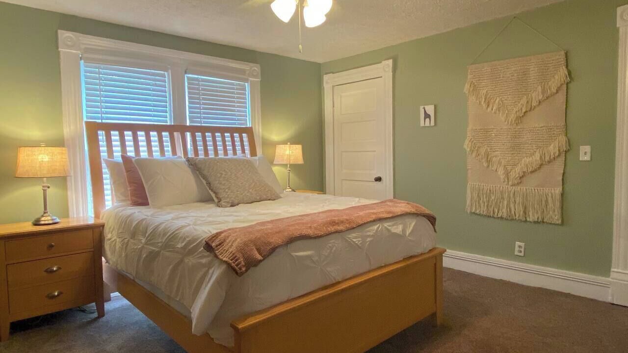 Photo of Bedroom in Victorian Village