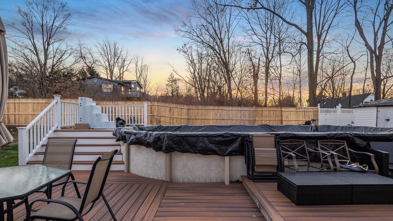 Photo of Patio Balcony in Monroe