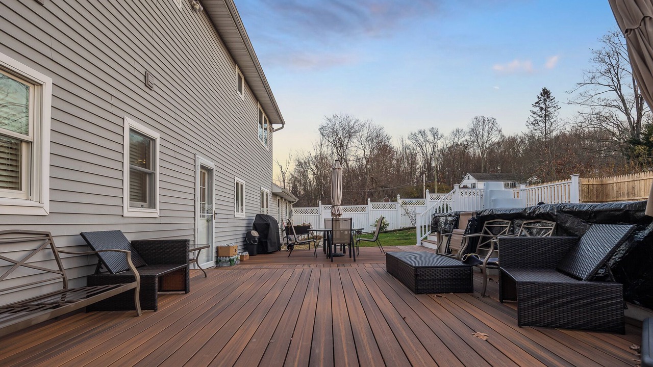 Photo of Patio Balcony in Monroe