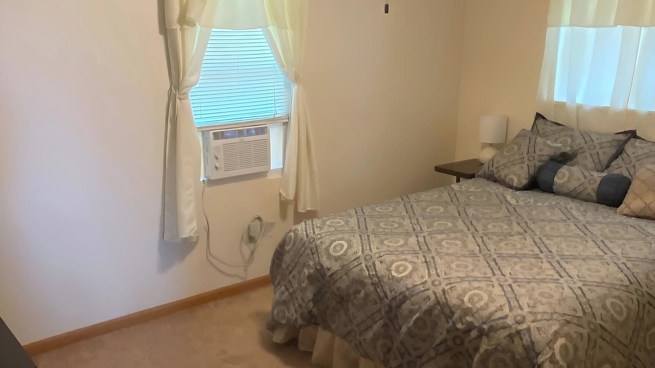 Photo of Bedroom in Conneaut Lakeshore