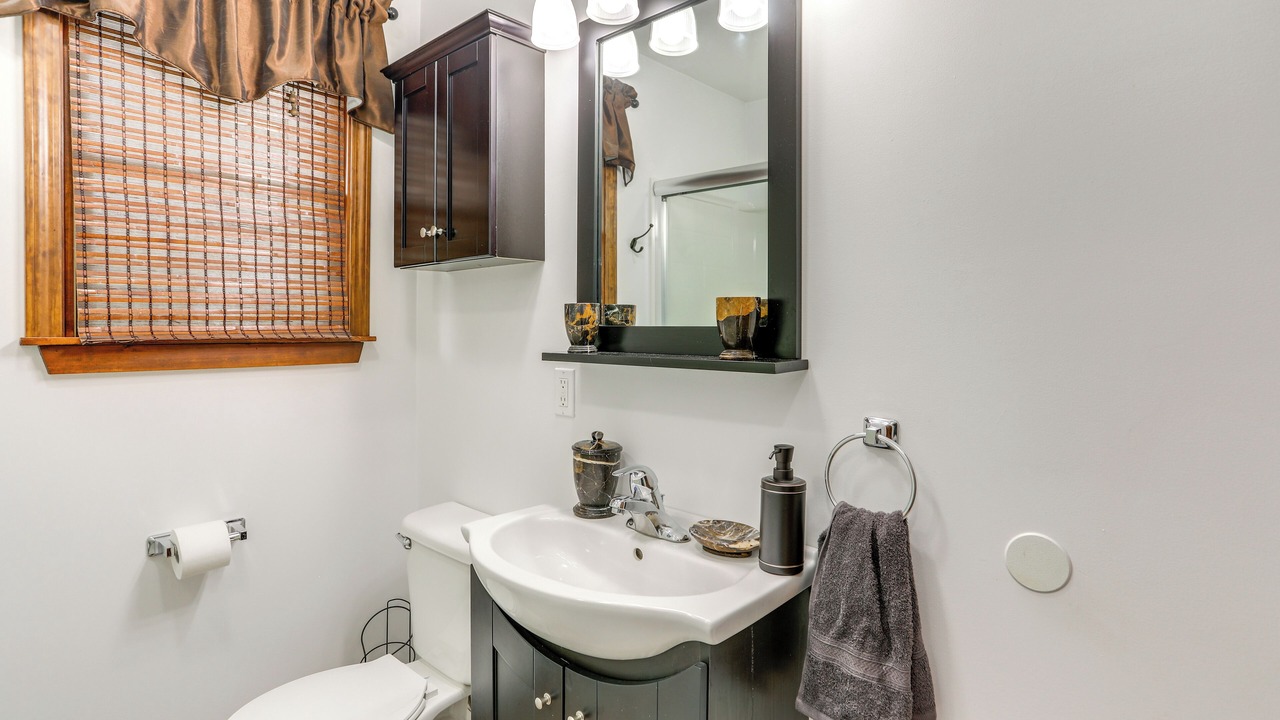Photo of Bathroom in Lacarne