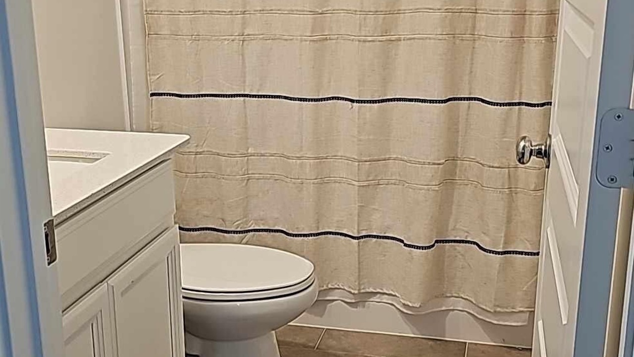Photo of Bathroom in Maxwell
