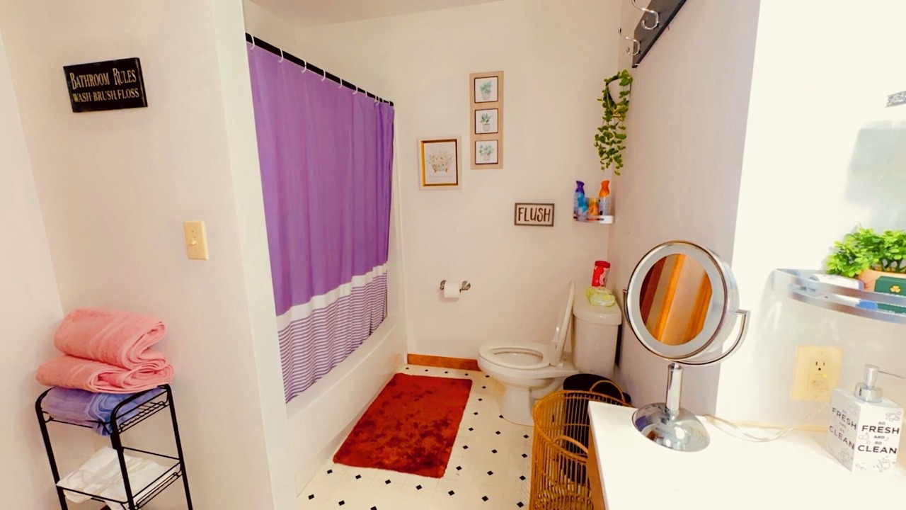 Photo of Bathroom in New Philadelphia