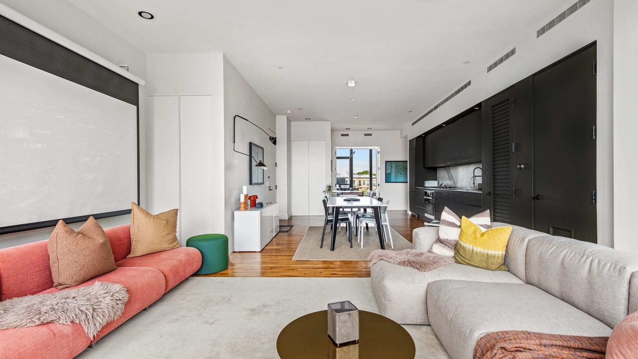 Photo of Livingroom in Greenpoint