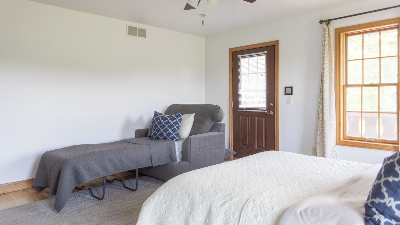 Photo of Bedroom in Millersburg