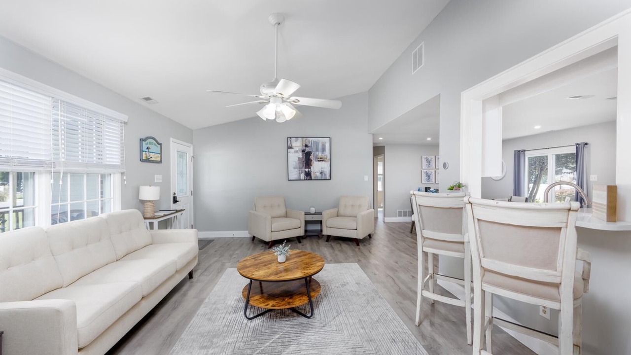 Photo of Livingroom in Lower Township