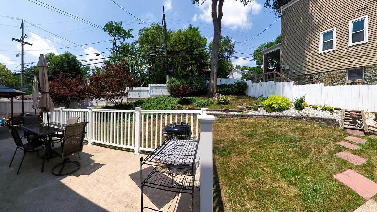 Photo of Outdoor in Crafton