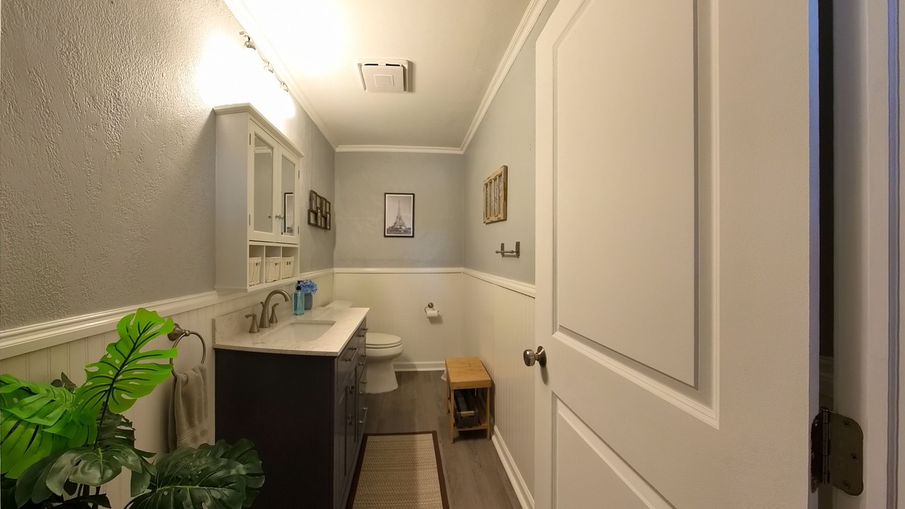 Photo of Bathroom in Crafton