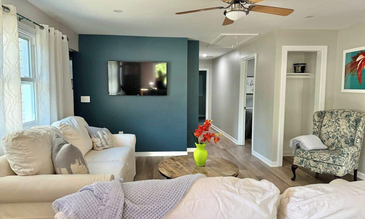 Photo of Livingroom in Selby-on-the-Bay