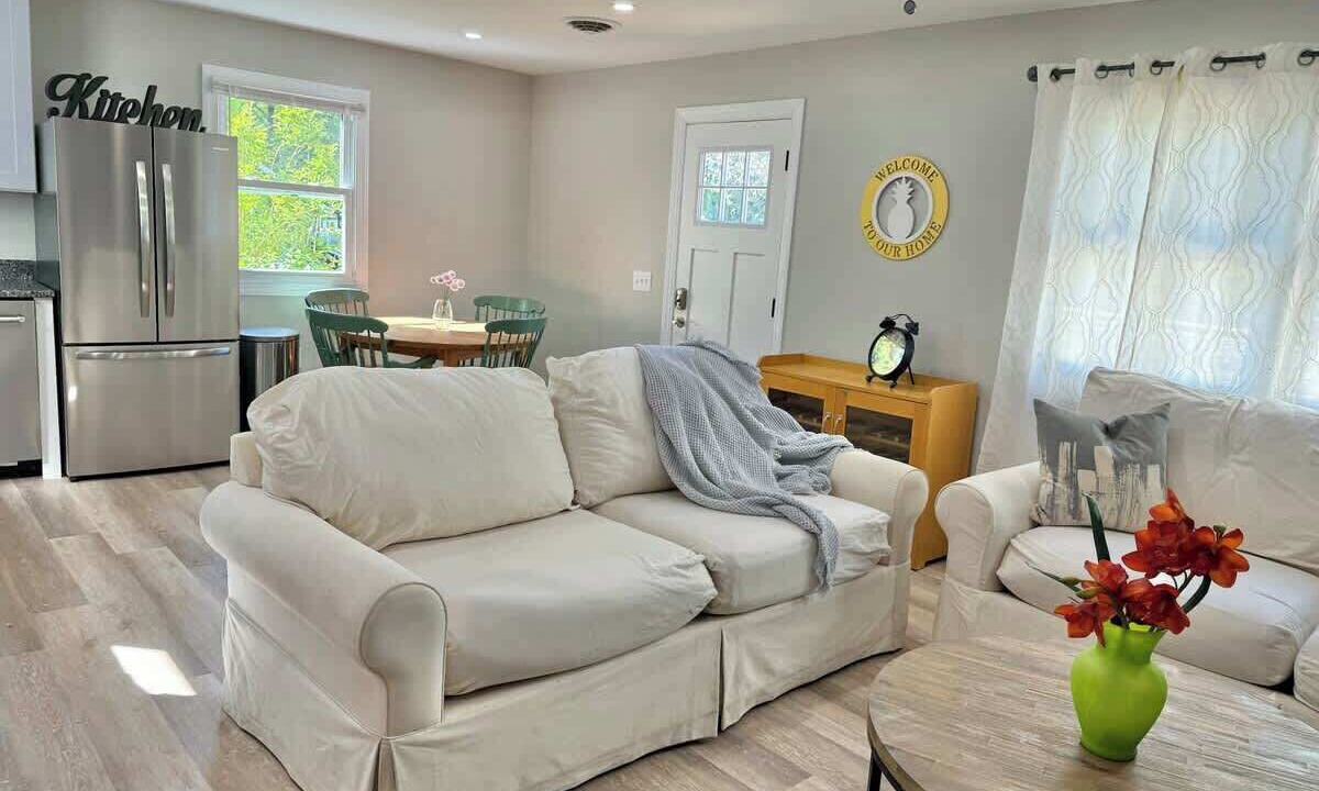 Photo of Livingroom in Selby-on-the-Bay