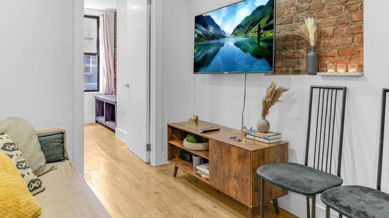 Photo of Livingroom in Chinatown