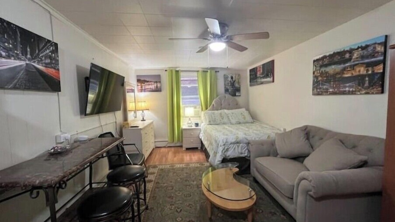 Photo of Bedroom in Center City West