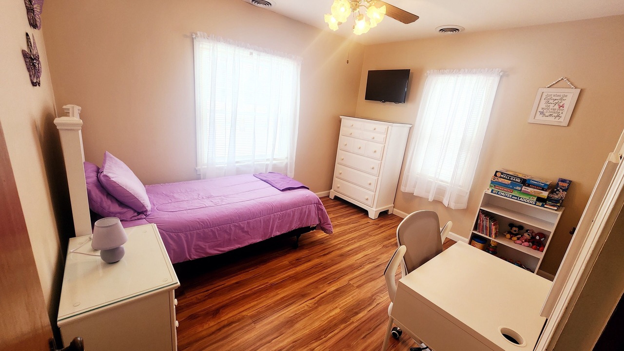 Photo of Bedroom in Sharon