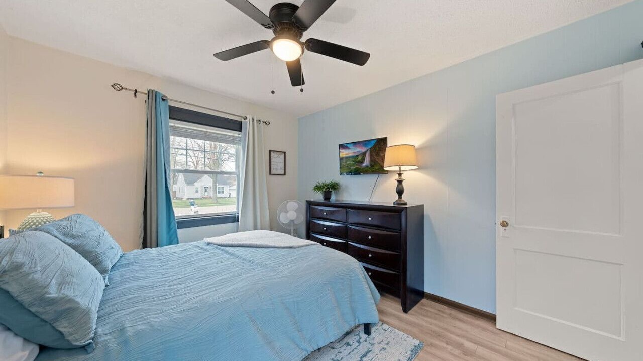 Photo of Bedroom in Westlake