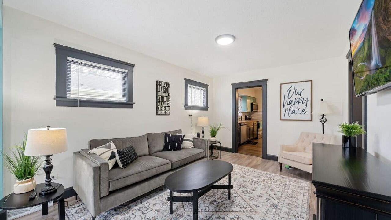 Photo of Livingroom in Westlake