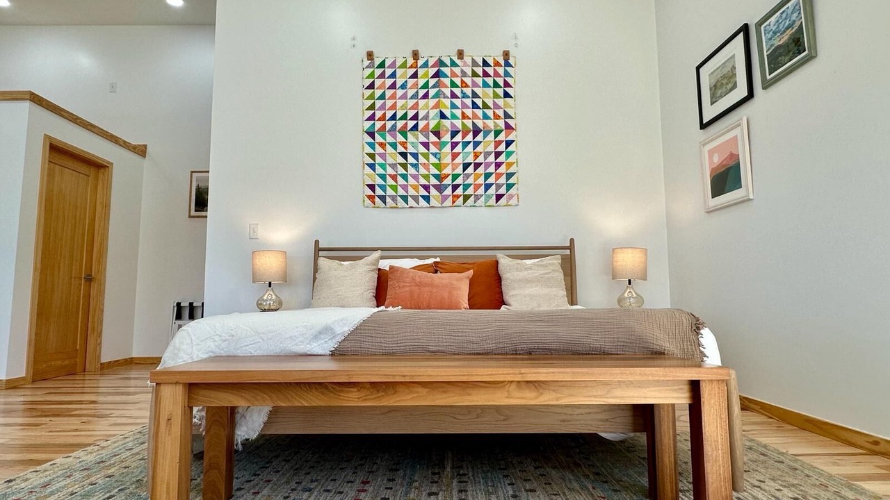 Photo of Bedroom in Lost River