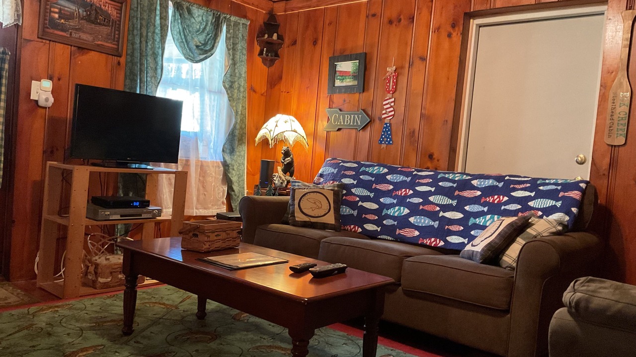 Photo of Livingroom in Girard