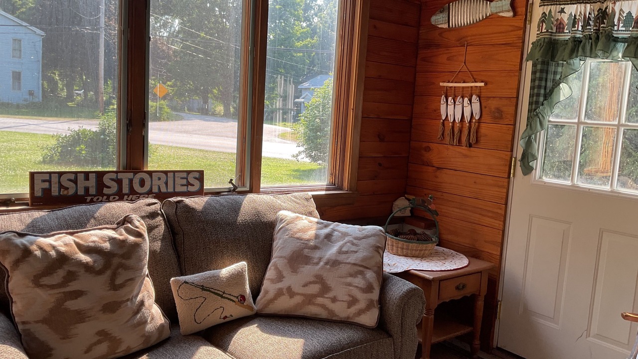 Photo of Livingroom in Girard