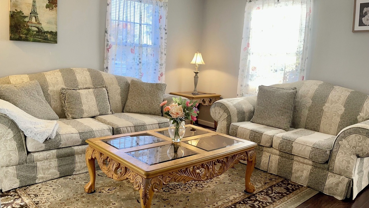 Photo of Livingroom in Marlton