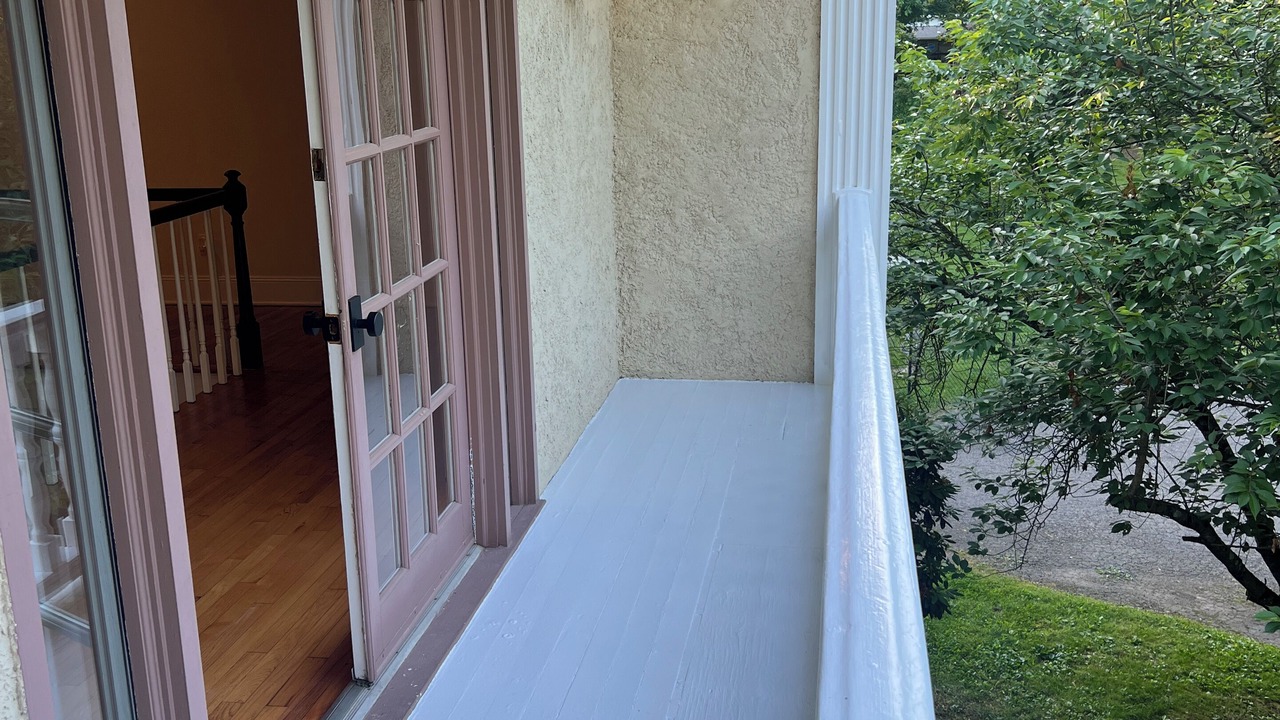 Photo of Patio Balcony in Martins Creek