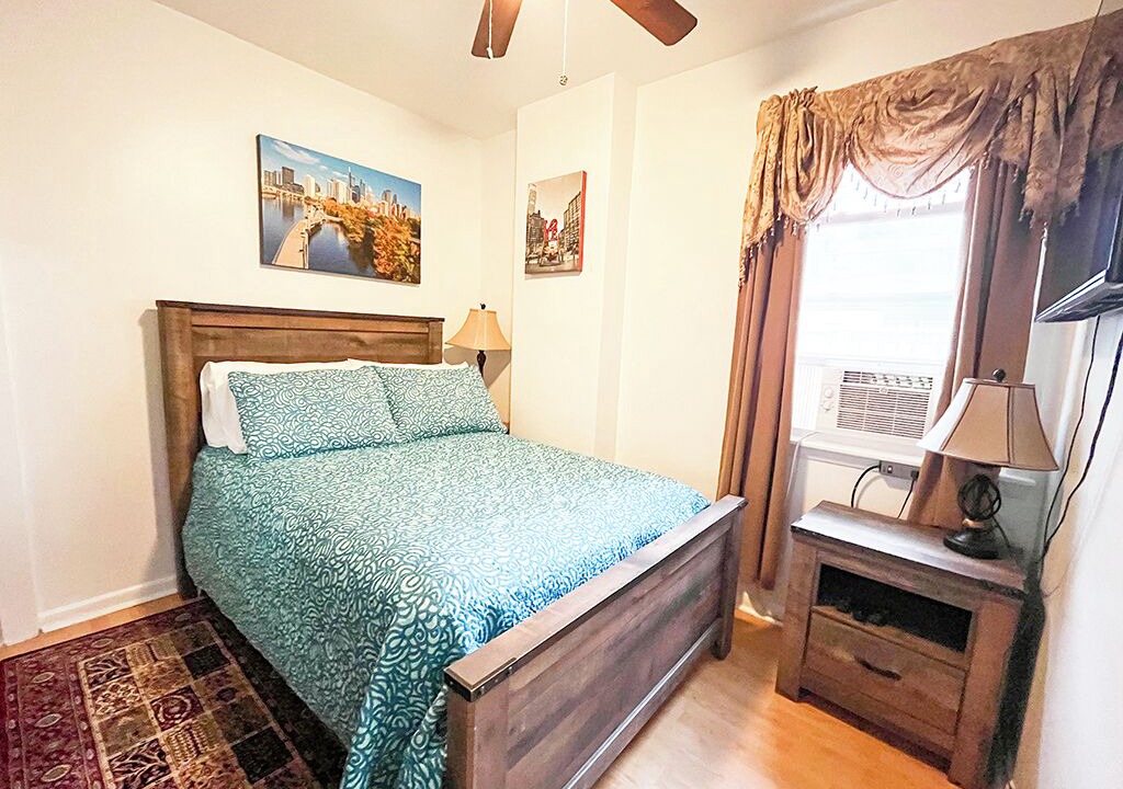 Photo of Bedroom in Rittenhouse Row