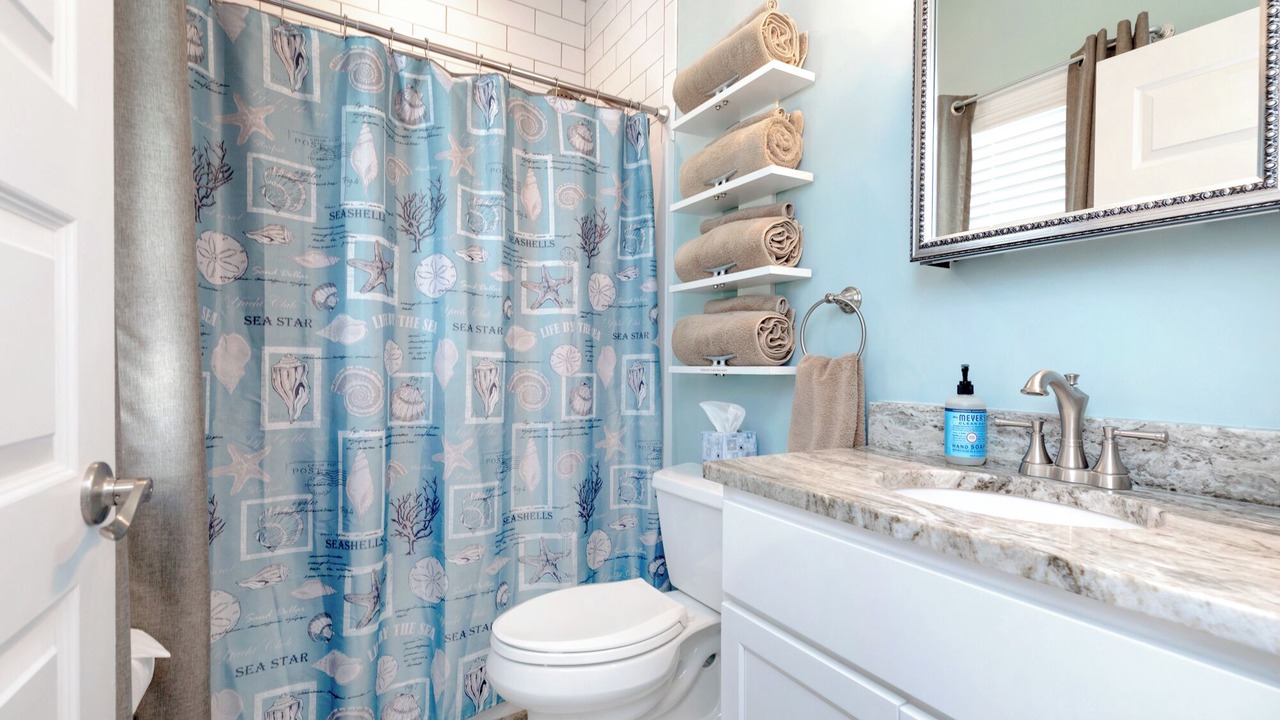 Photo of Bathroom in Deltaville
