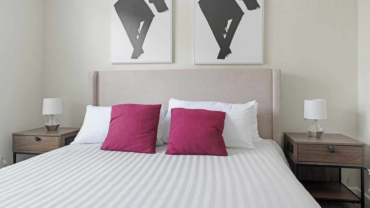 Photo of Bedroom in New Pathways