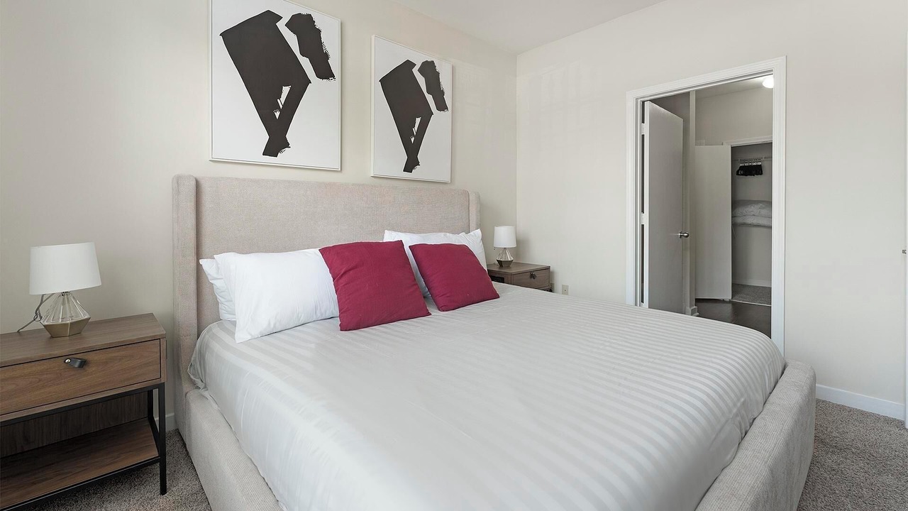 Photo of Bedroom in New Pathways