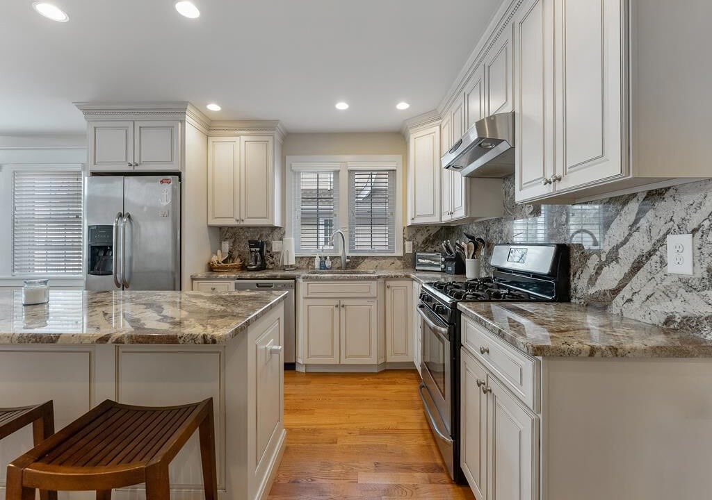 Photo of Kitchen in Avalon