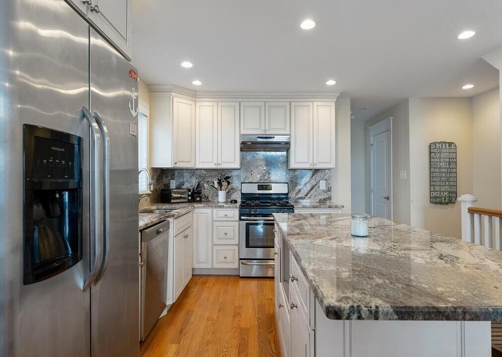 Photo of Kitchen in Avalon