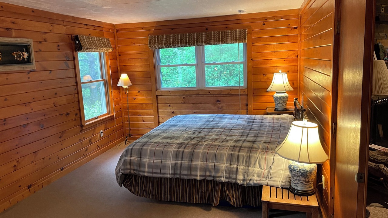 Photo of Bedroom in Cedar Run