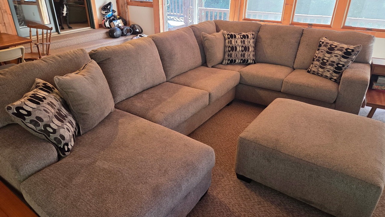 Photo of Livingroom in Cedar Run