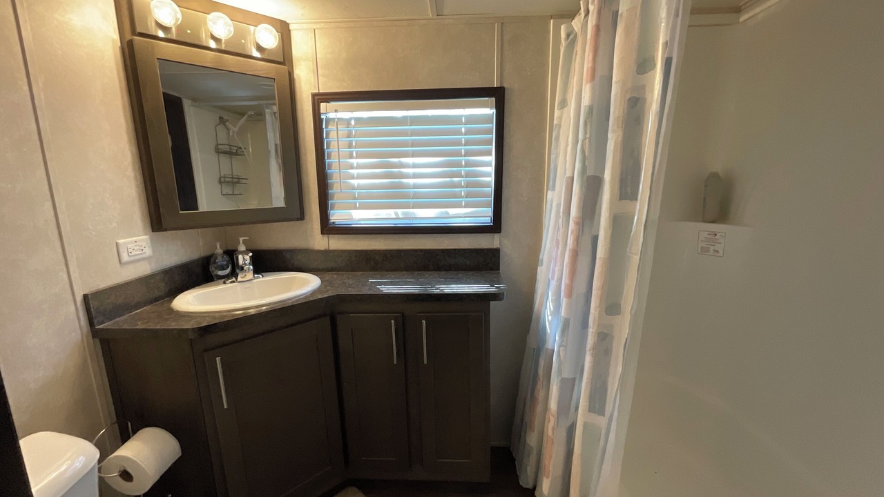 Photo of Bathroom in Jacksboro