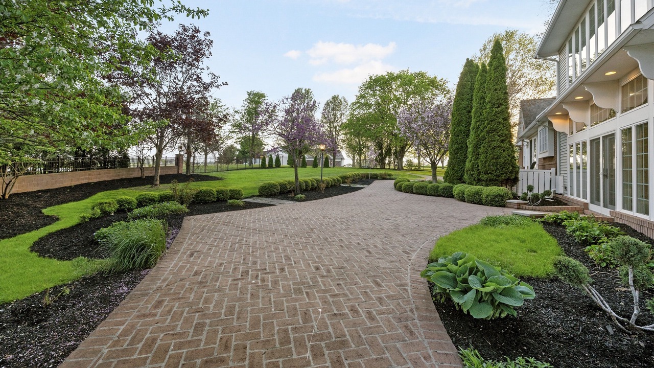 Photo of Outdoor in Uniontown