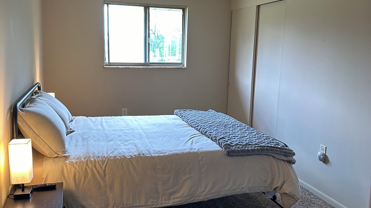 Photo of Bedroom in Massillon