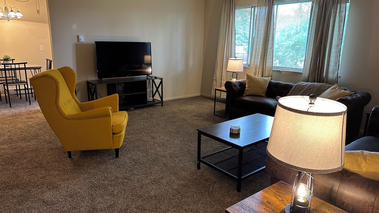 Photo of Livingroom in Massillon