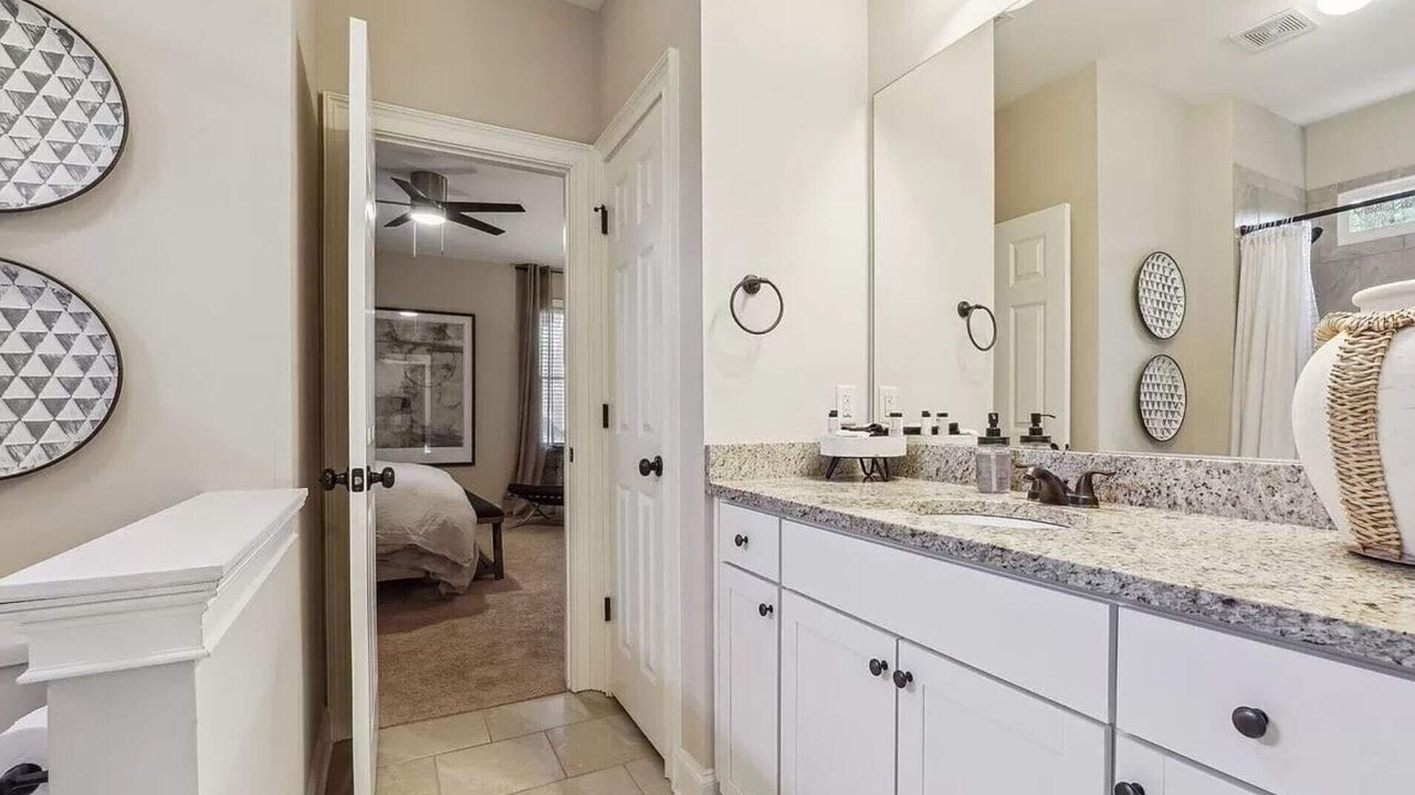 Photo of Bathroom in Big Canoe